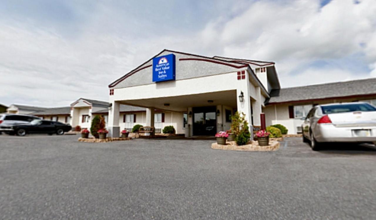 Americas Best Value Inn & Suites Тиф Ривър Фолс Екстериор снимка